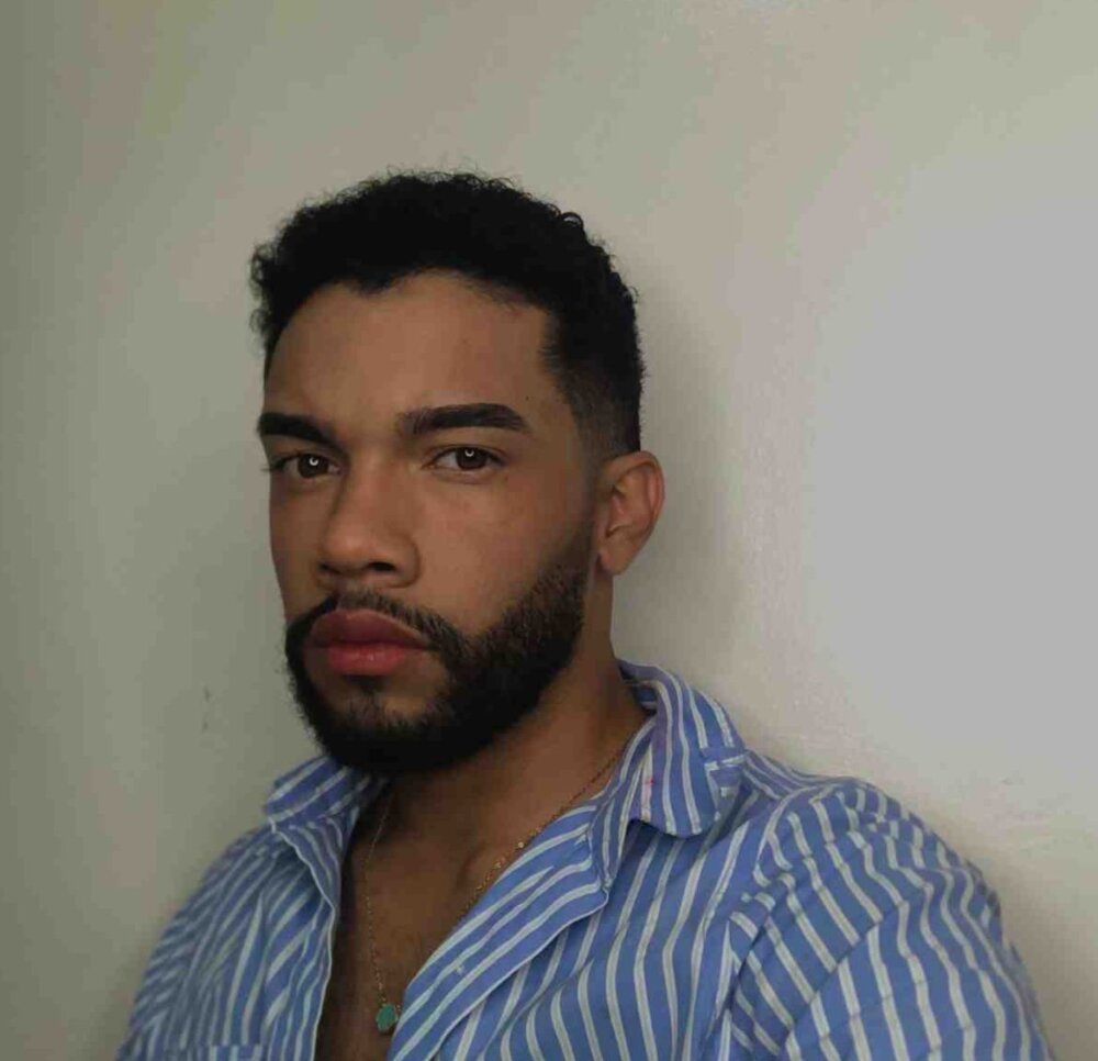 LontraAndBear Chatroom