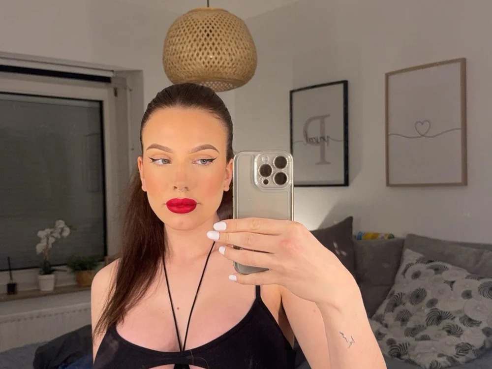 LorenaRosee Chatroom