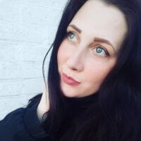 Lori_Trisha Chatroom