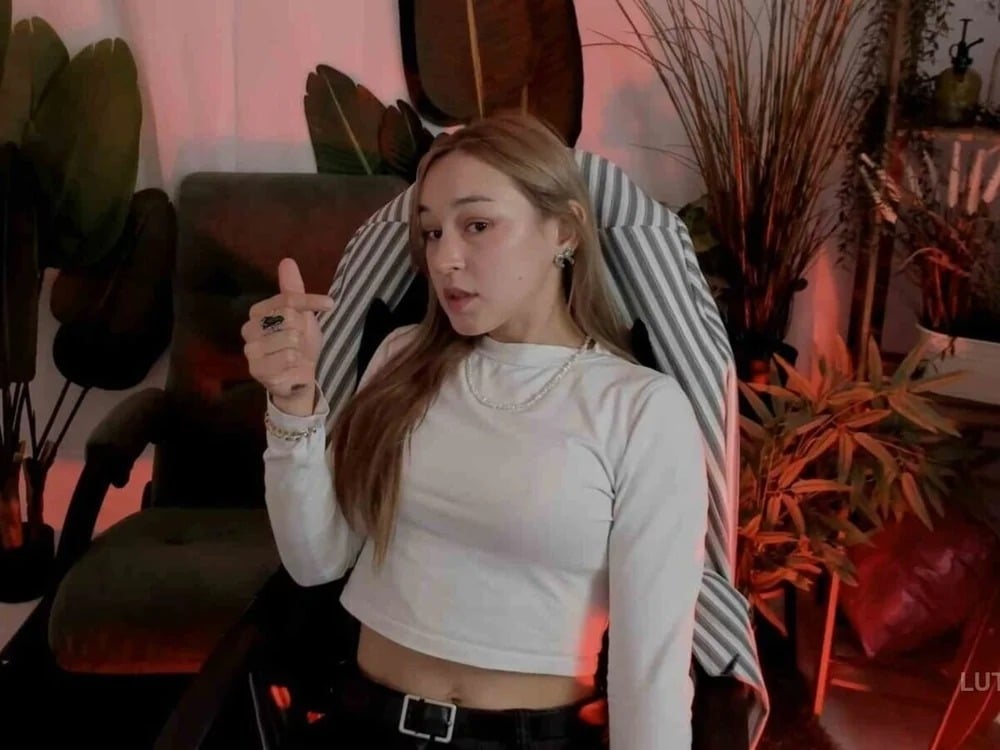 LotusInk Chatroom