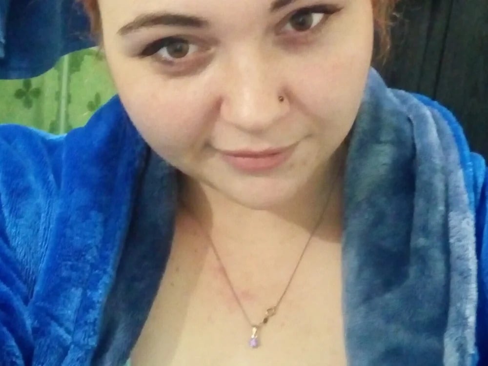 LouiseHomeXx Chatroom