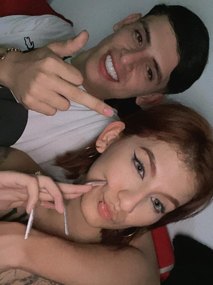 Love18sex_ Chatroom