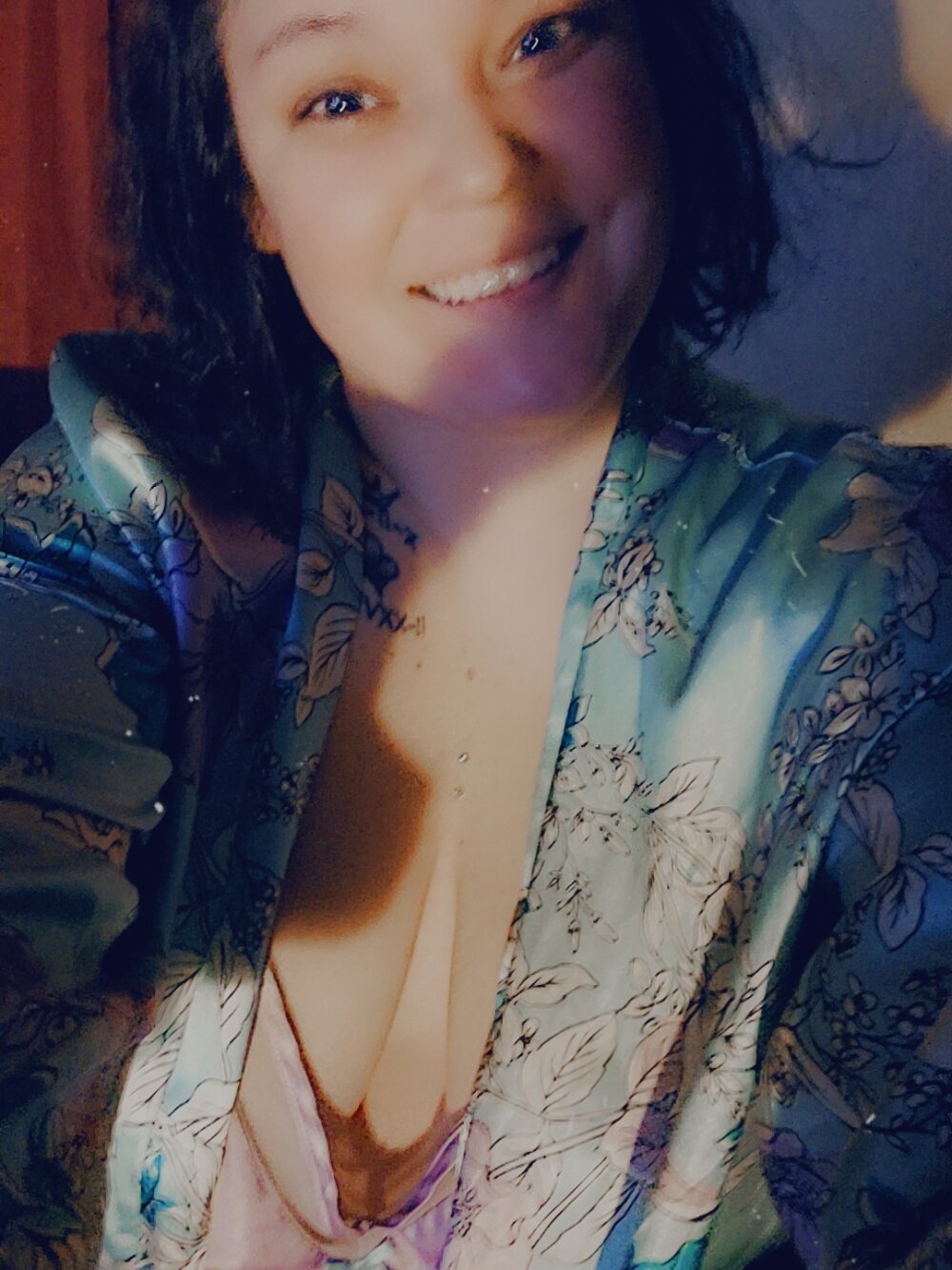 LovelyLavain Chatroom