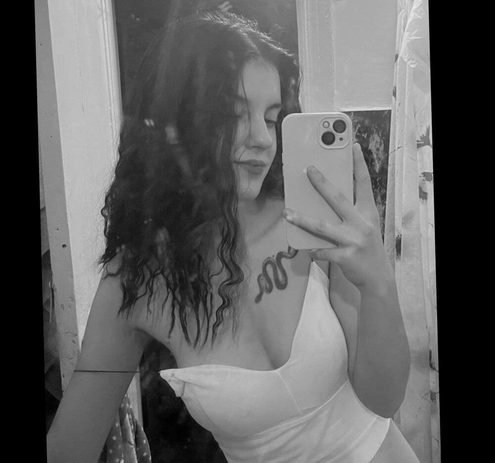 Lovely_Audrey Chatroom