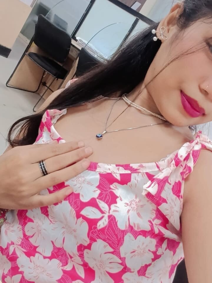 Lovely_shreya_ Chatroom