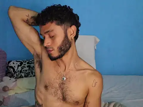 Lucas_Stone01 Chatroom