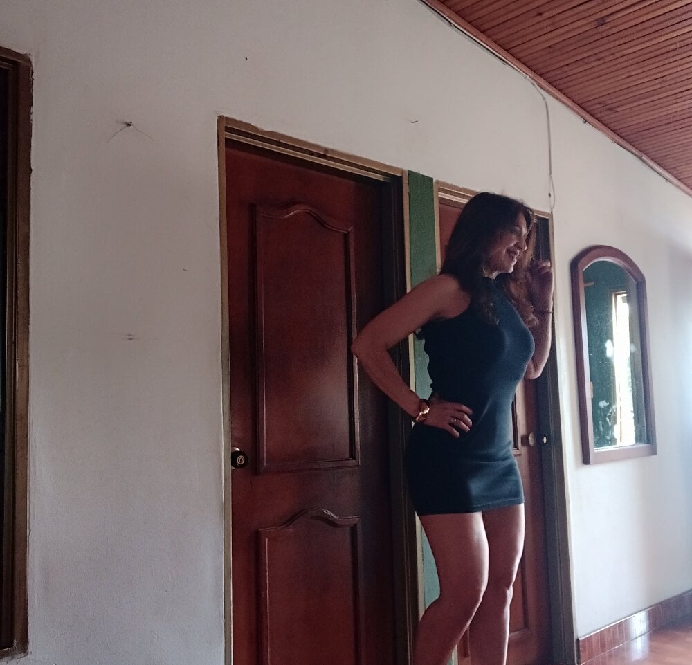 Luciana0202 Chatroom