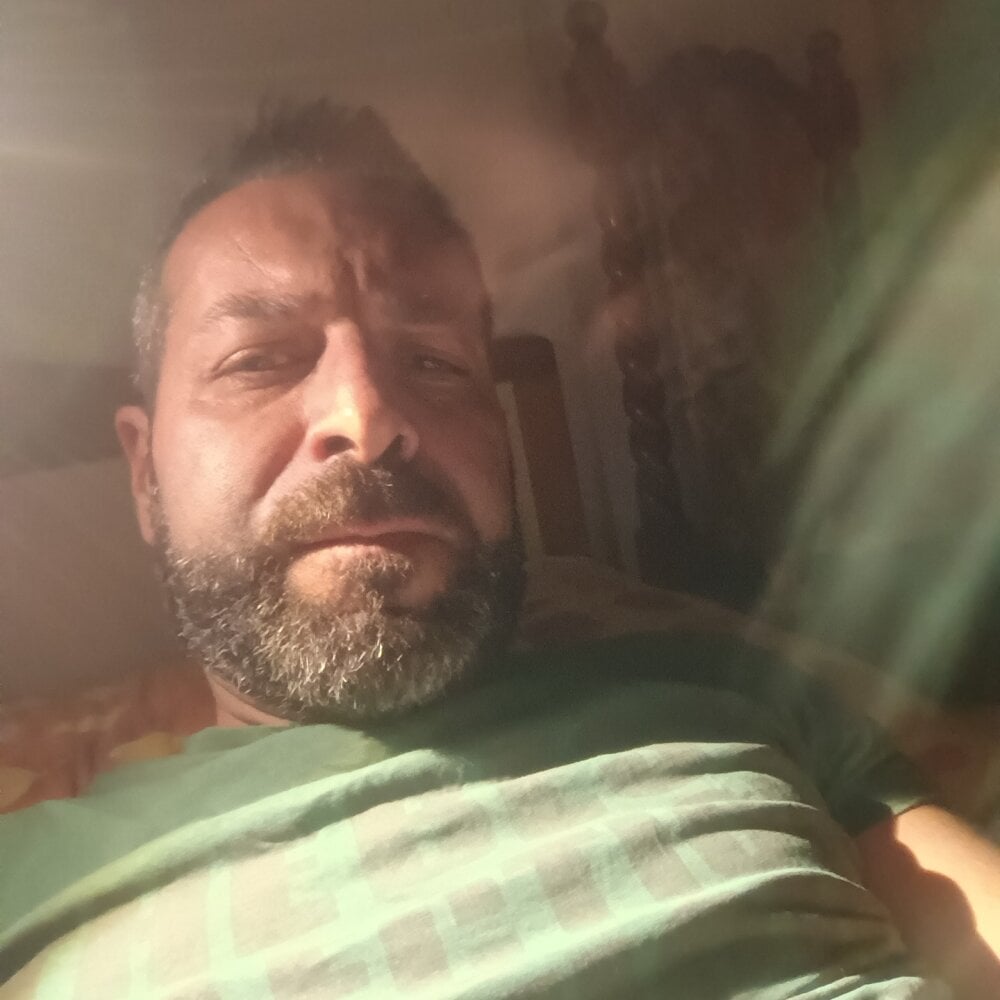 Lucianoconti Chatroom