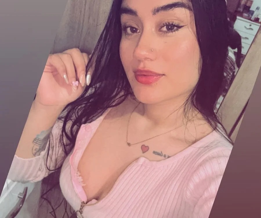 LucyBloom_ Chatroom