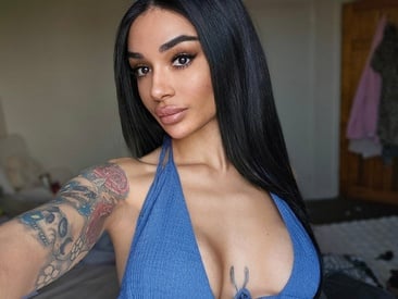 lucymiax