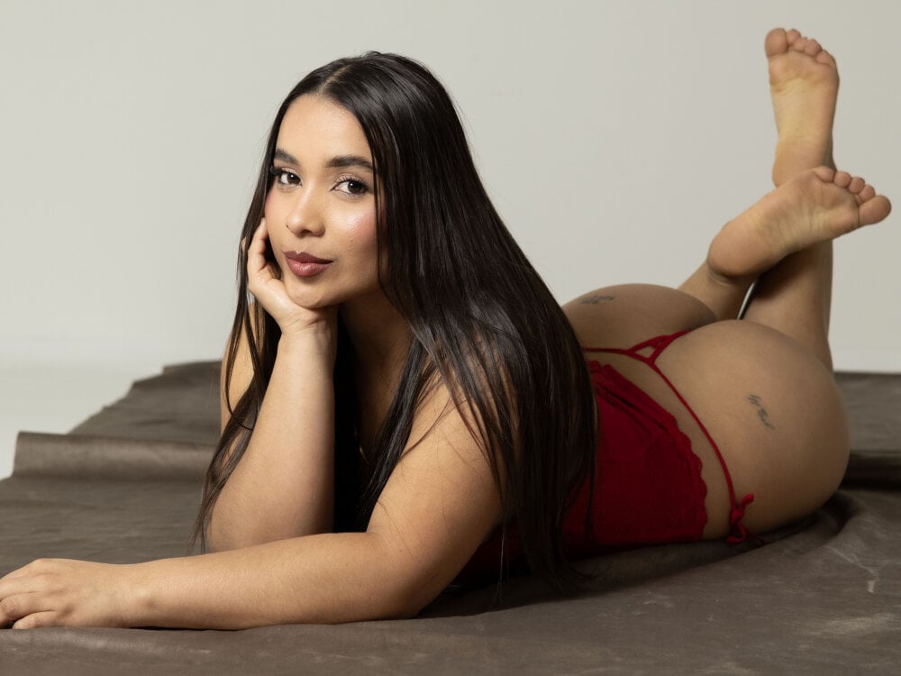 Lucy_Carson_ Chatroom