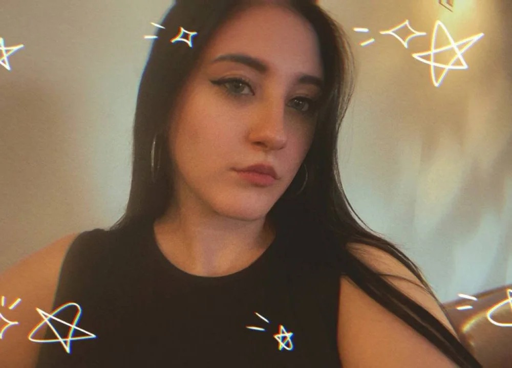 Lucy_Haall Chatroom