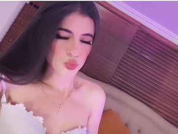 lucyansex's Live Webcam lucyansex