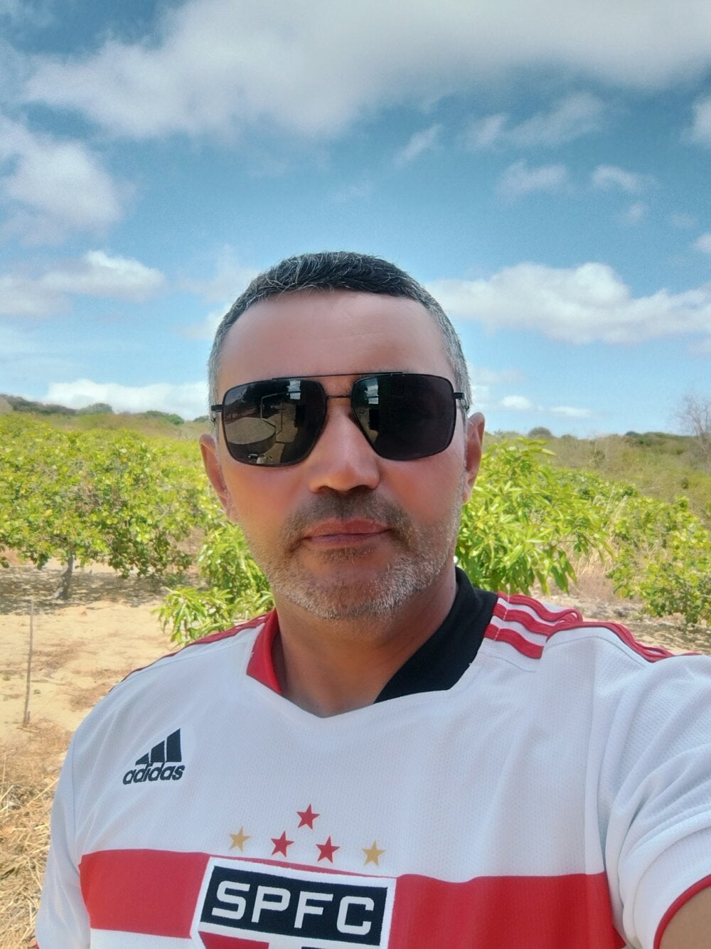 Luizhandjob Chatroom