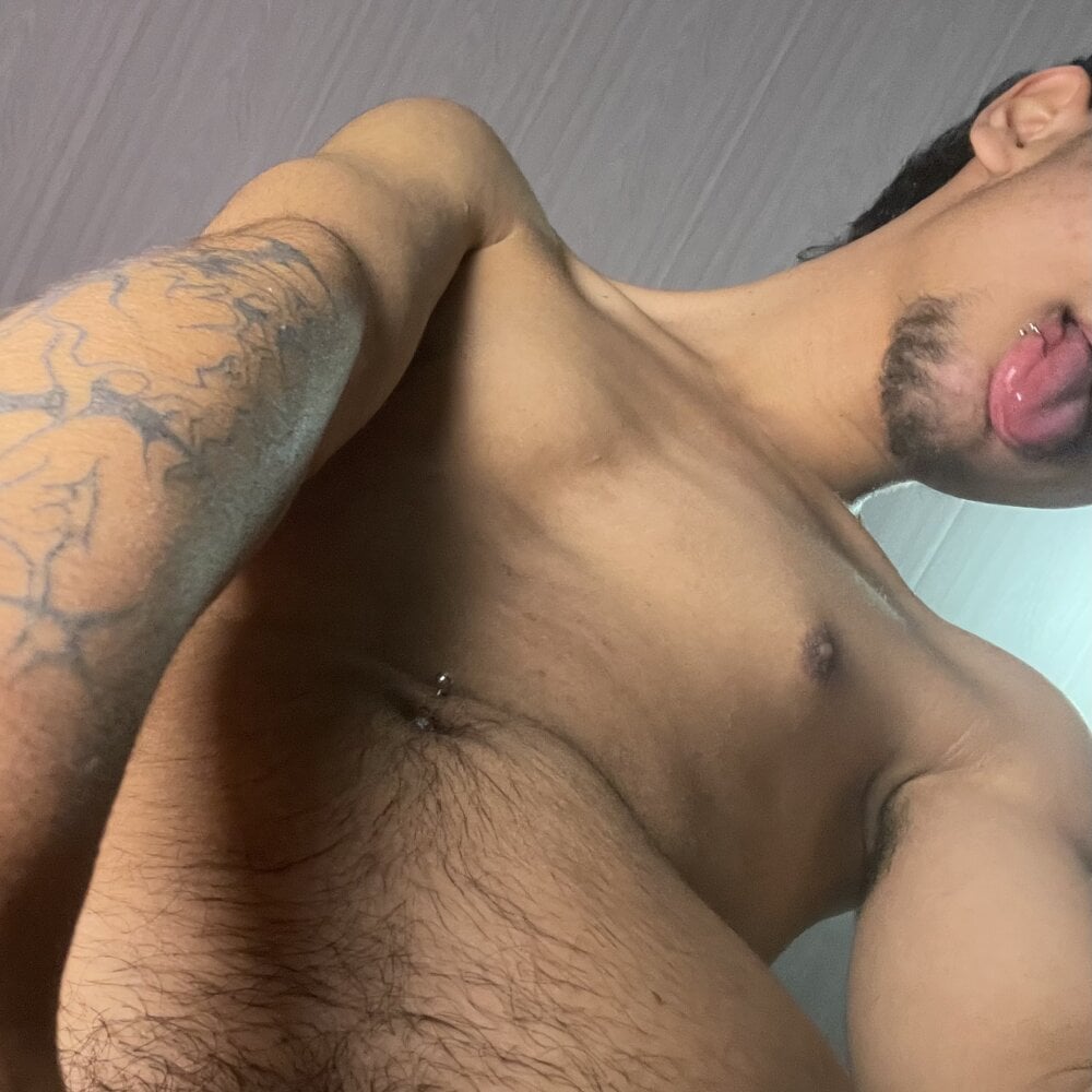 Lukas_cum Chatroom