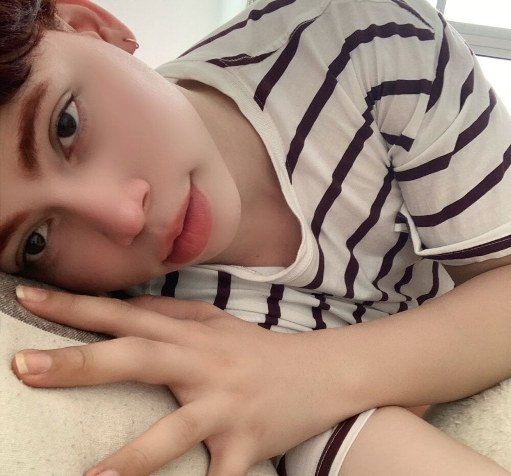 Luke_cameron22 Chatroom