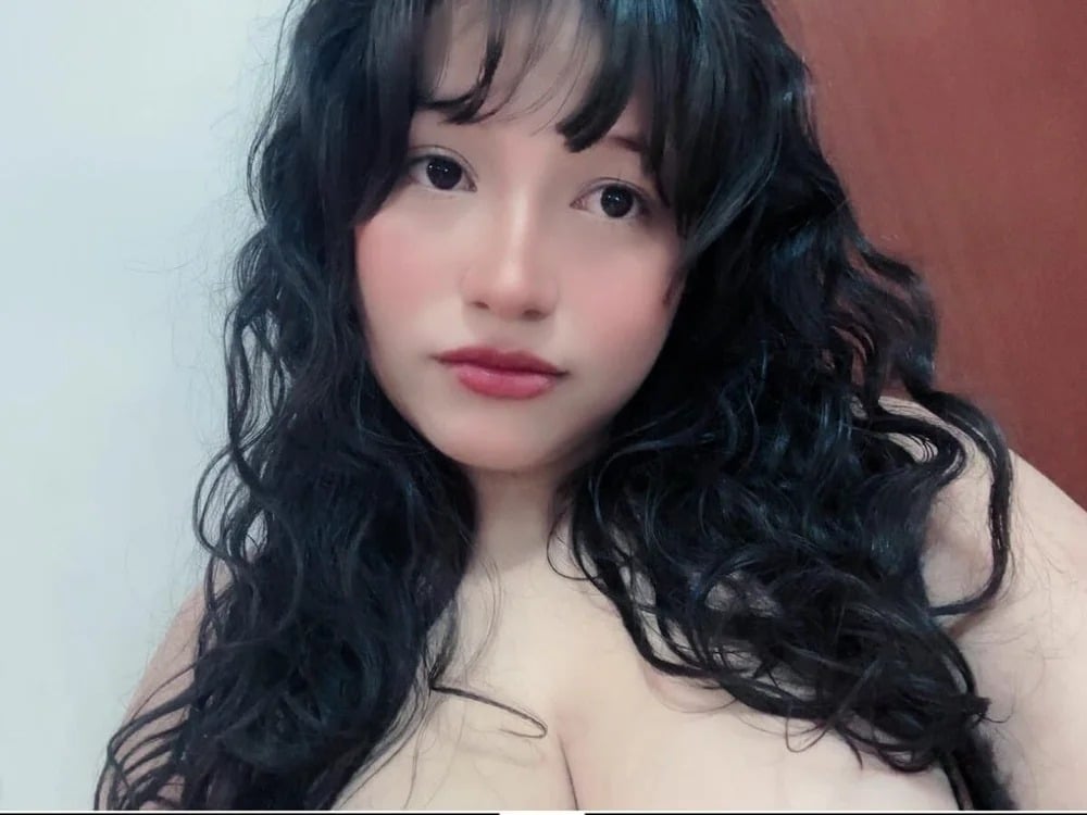 Luluu_moon Chatroom