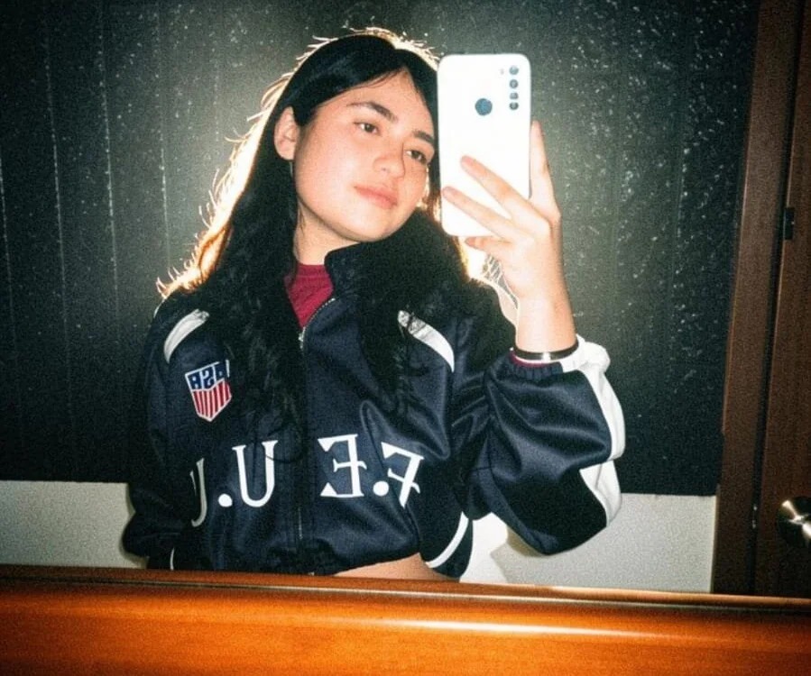 Luna72_ Chatroom