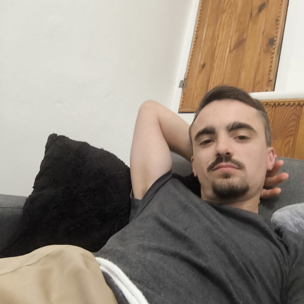 LunaXmilo Chatroom