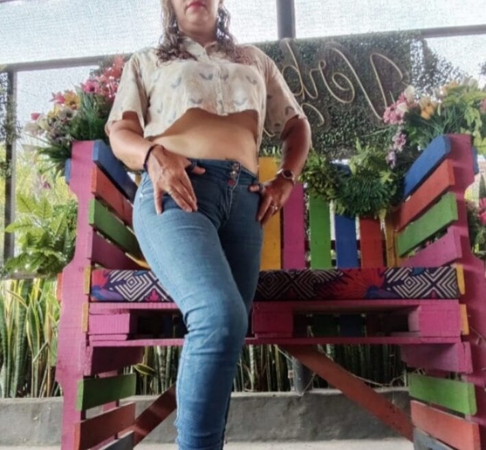 Luna_Naughty1 Chatroom