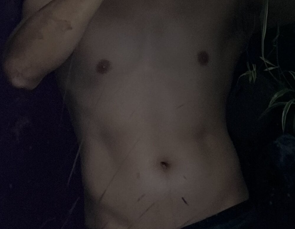 Lust_guy27 Chatroom