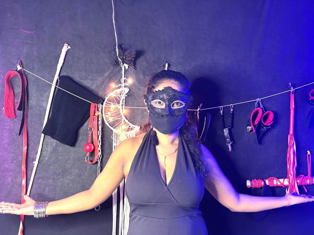 Lusty_vibes Chatroom