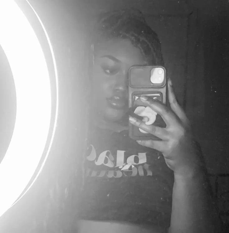 Luvash98 Chatroom