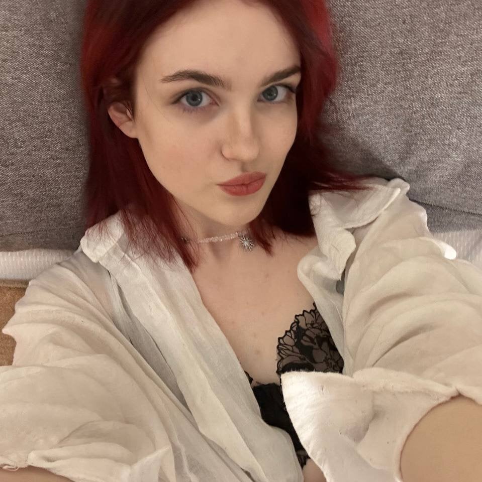 LynetteBraund Chatroom