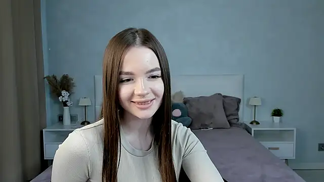 LynnaCoey Chatroom