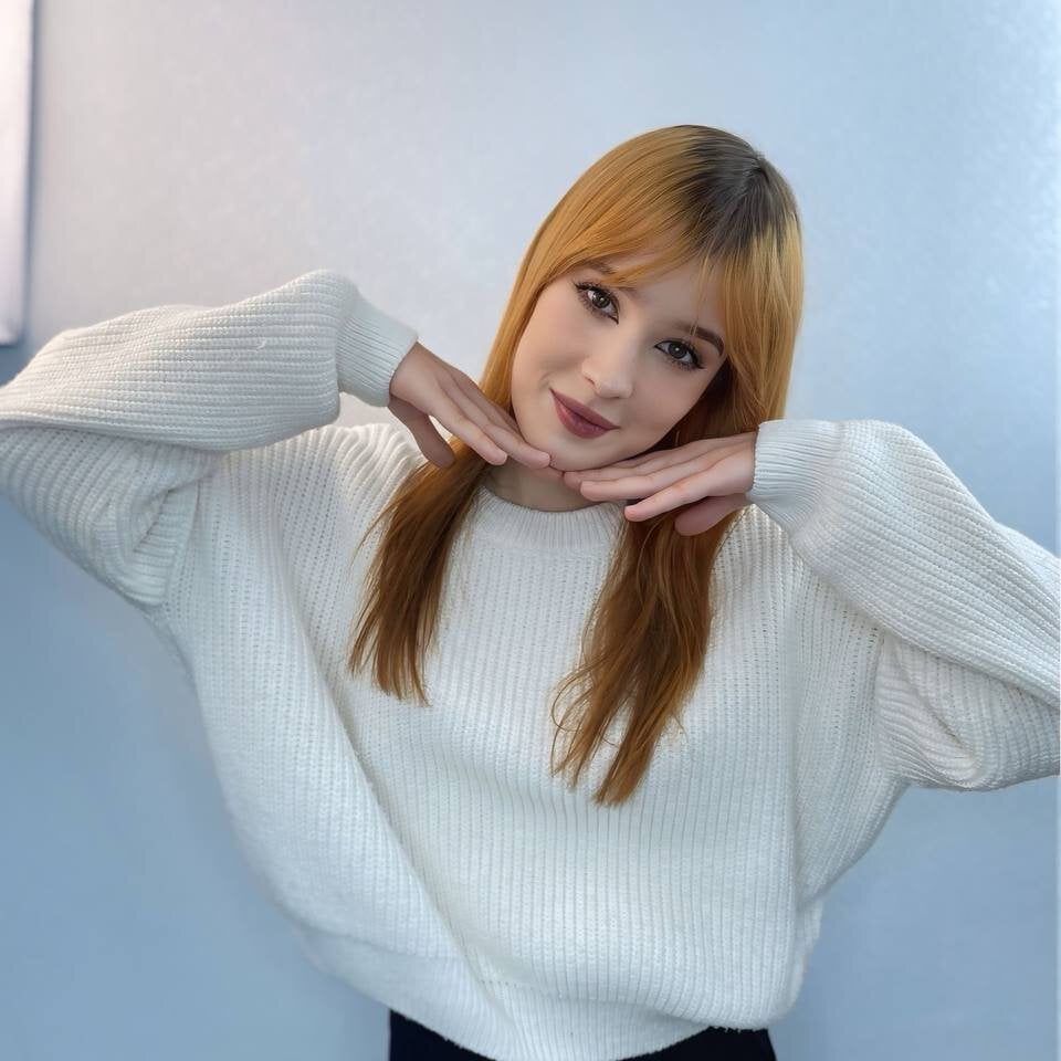 LynnaSetser Chatroom