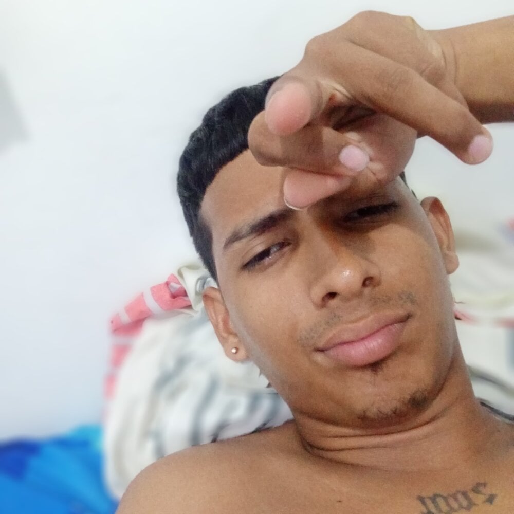 M0ren0vergacrecedora Chatroom