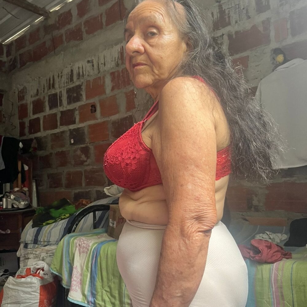 MATURE-HOTXXX Chatroom