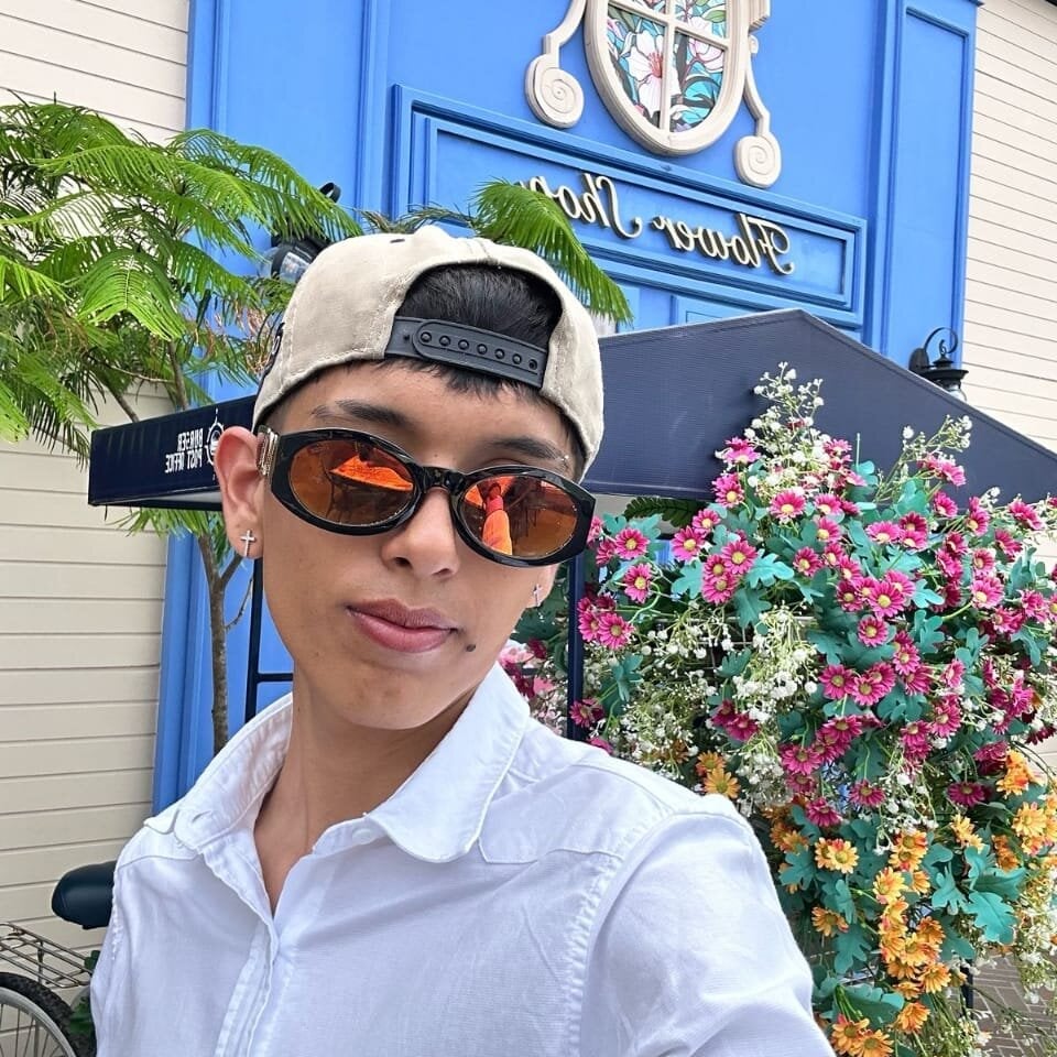 MAXIMILIANO__HOT Chatroom