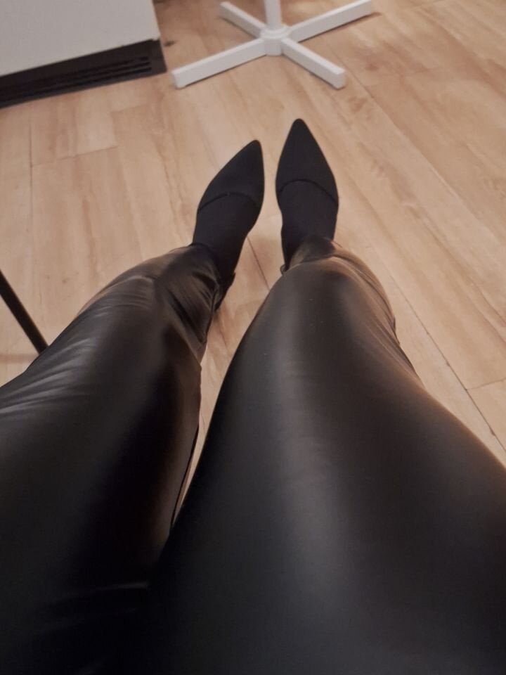 MILENAtranss Chatroom