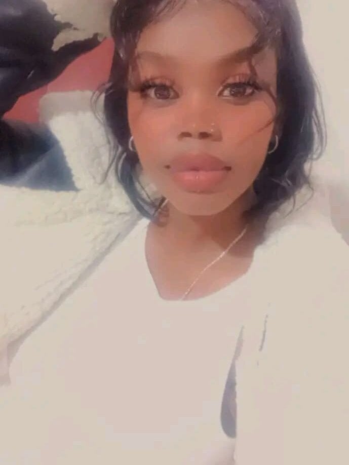 MILKYSEXYBOOBZ Chatroom