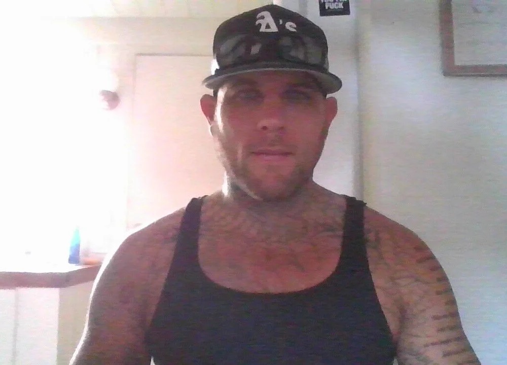 MRRUGGED Chatroom