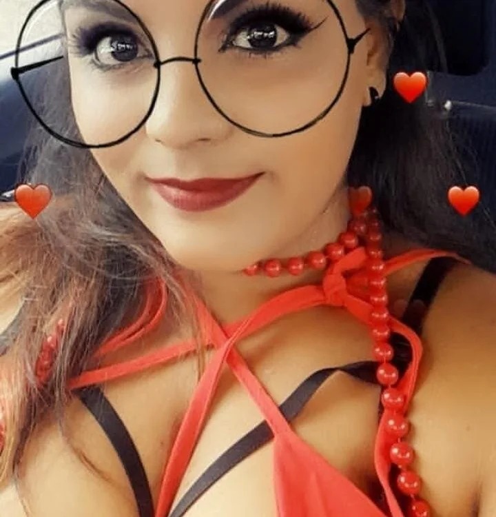 MS_CLAWDEEN Chatroom