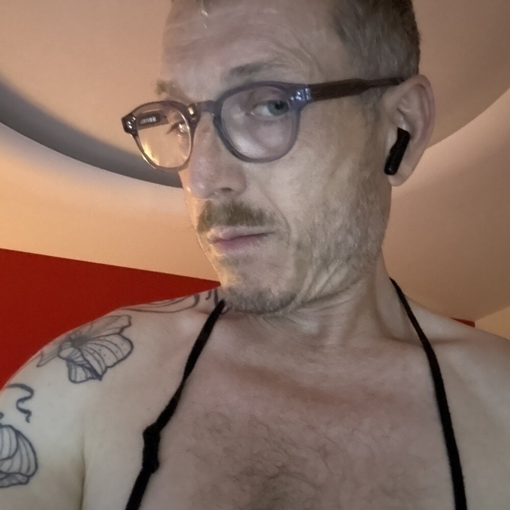 MStress66 Chatroom