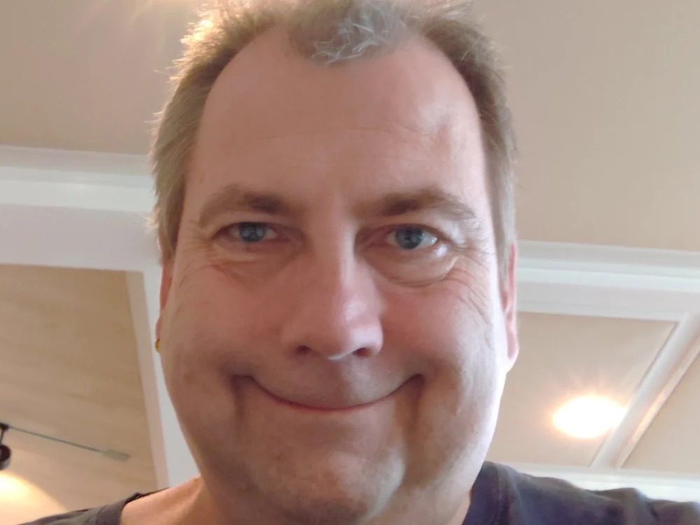 M_from_Germany Chatroom