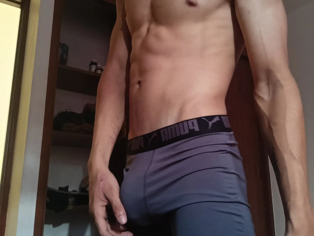 Maark_Grayson Chatroom