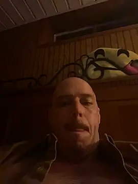 Mac_ThunderCock Chatroom