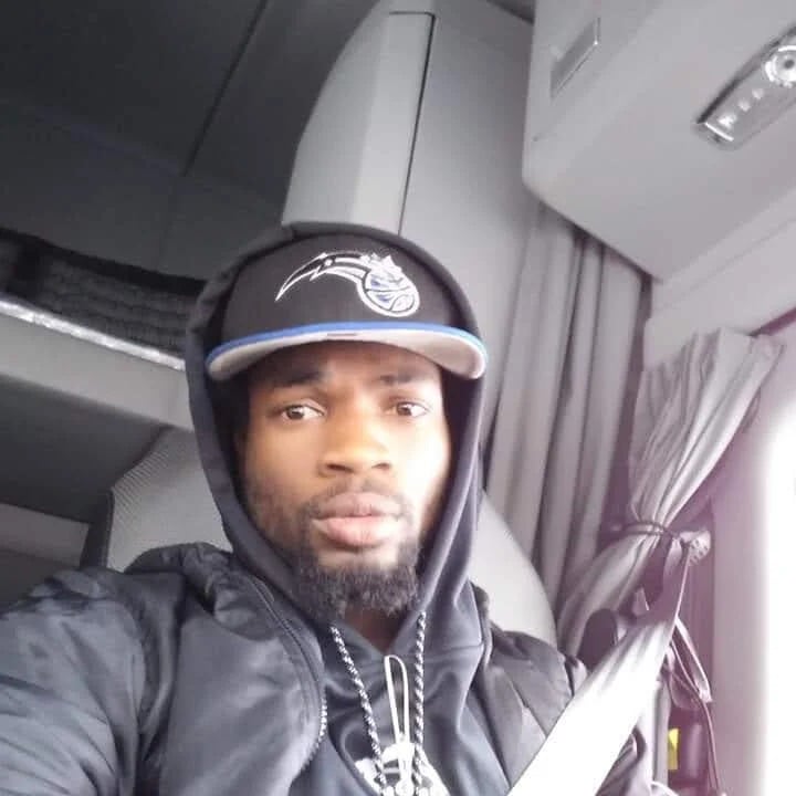 Mack889900 Chatroom