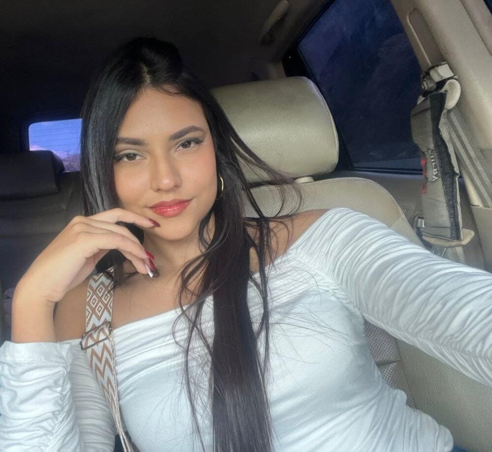 MaddieQuinn Chatroom