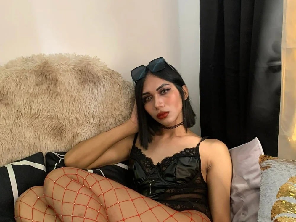 Maddison_Lore Chatroom