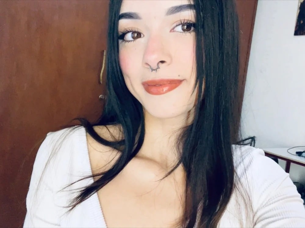 Maddy_33 Chatroom