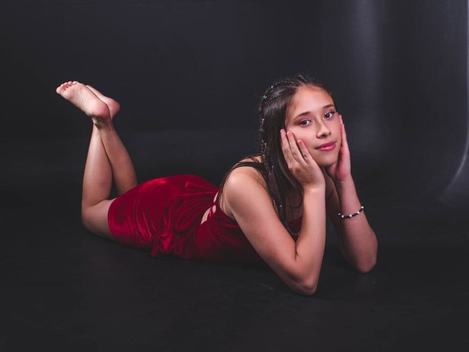 Maddy_Slave_bdsm Chatroom