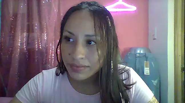 MadelaineIn Chatroom