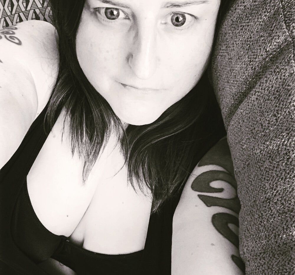 Madeline_Beau Chatroom