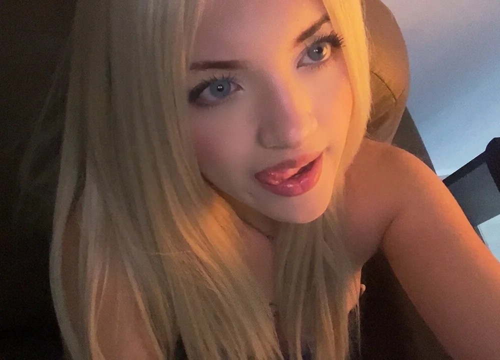 MadelynnBon Chatroom