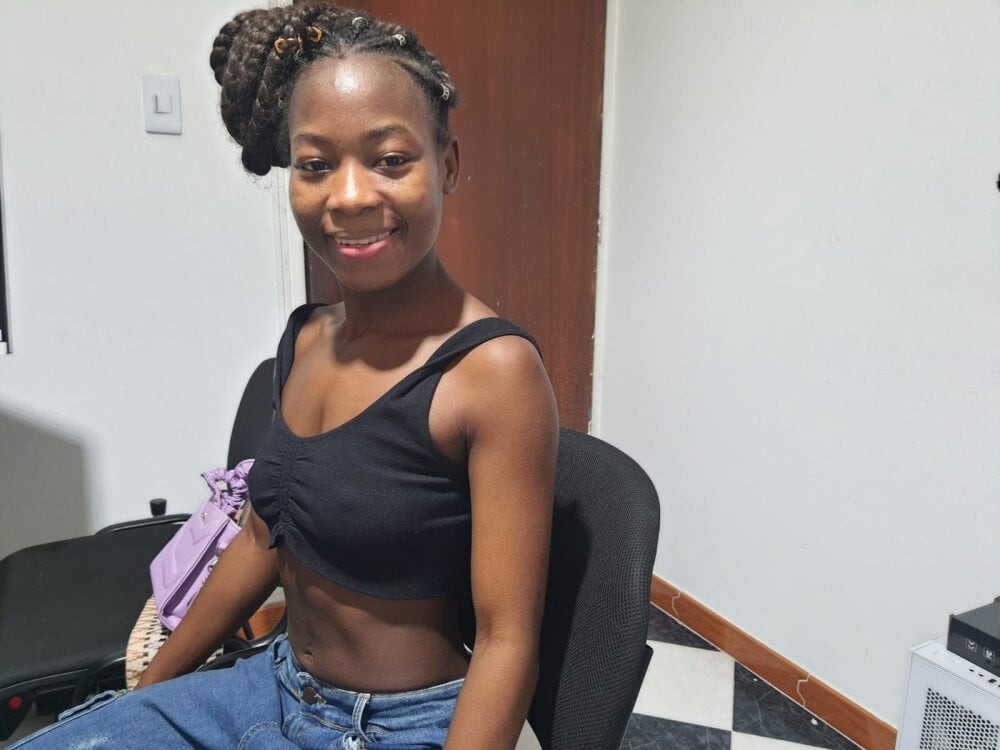 MadissonBonny_ Chatroom